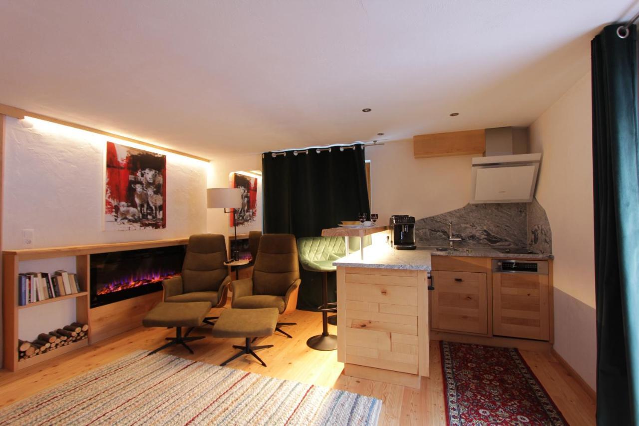 Haus Am Rain Bed & Breakfast Partenen Luaran gambar