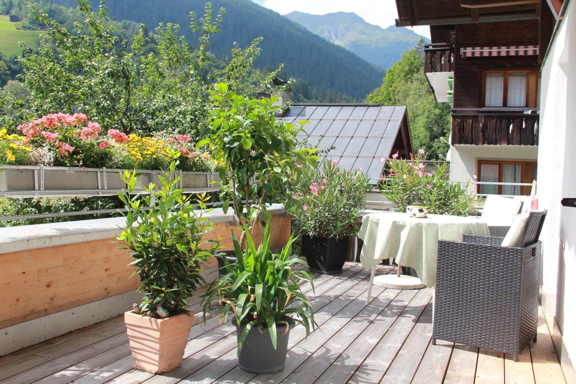 Haus Am Rain Bed & Breakfast Partenen Luaran gambar